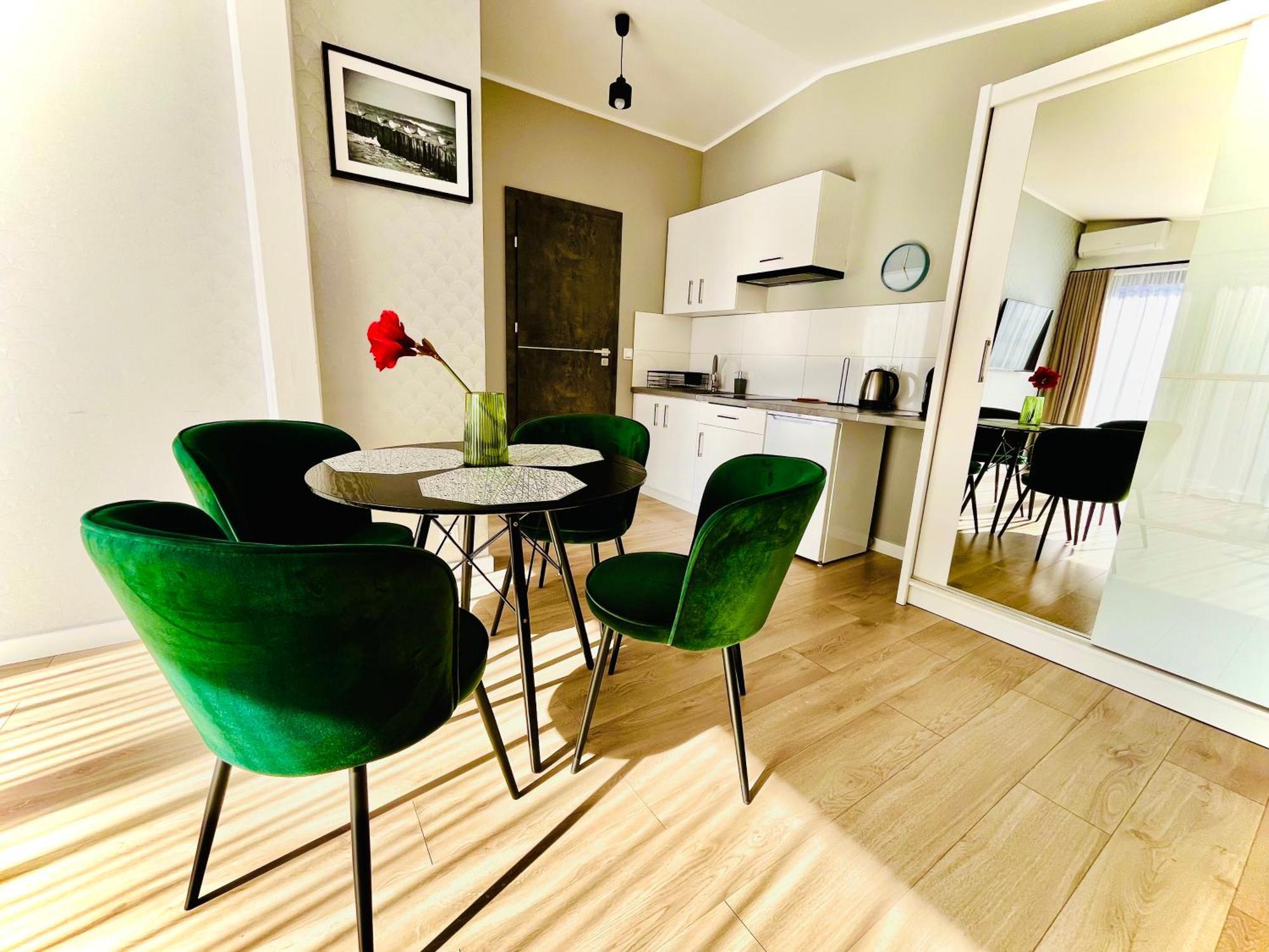 Apartamenty Blast Nad Morzem Chłopy Exterior foto